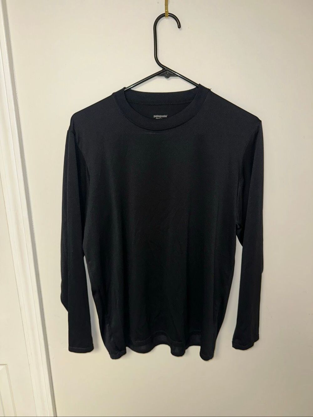 Patagonia Capilene Long Sleeve Base layer Black Men's M